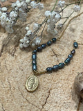 Gargantilla Perla Negra Virgen